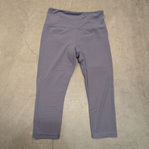 Athleta Elation Capri Women's M Gray Yoga Pants Leggings